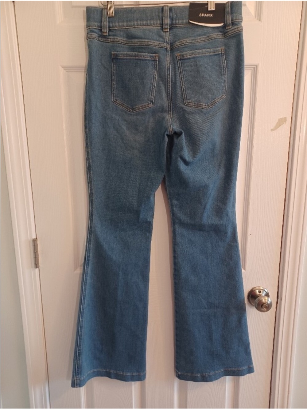 NWT SPANX Women Flare Jeans Stonewashed Blue Pull On Stretch 20960R M - Picture 5 of 9